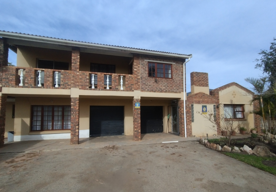 6 Bedroom Property for Sale in Kruisfontein Eastern Cape